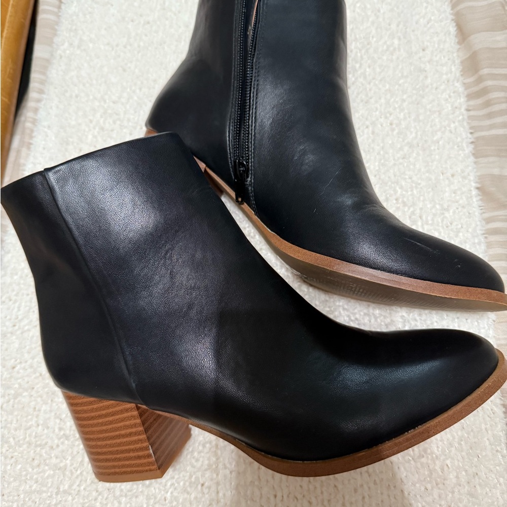 JCREW Black Leather Ankle Boots
